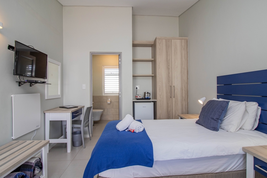 14 Bedroom Property for Sale in Kleinmond Western Cape